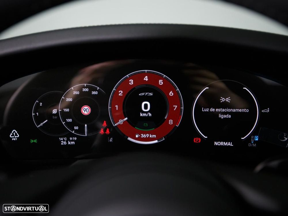 Porsche 911 (992) Carrera 4 GTS - 21