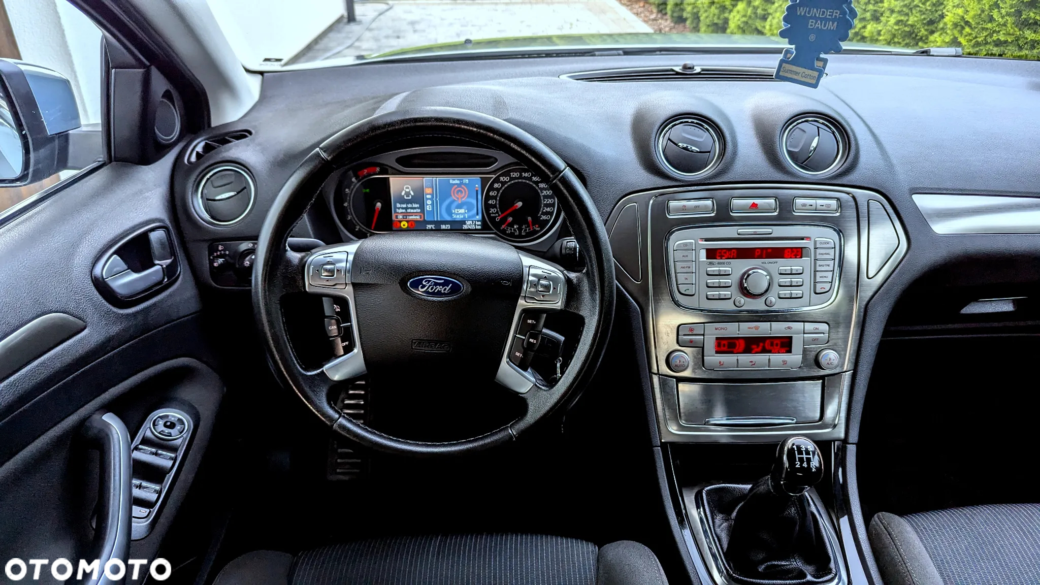 Ford Mondeo 2.0 Platinium X - 40