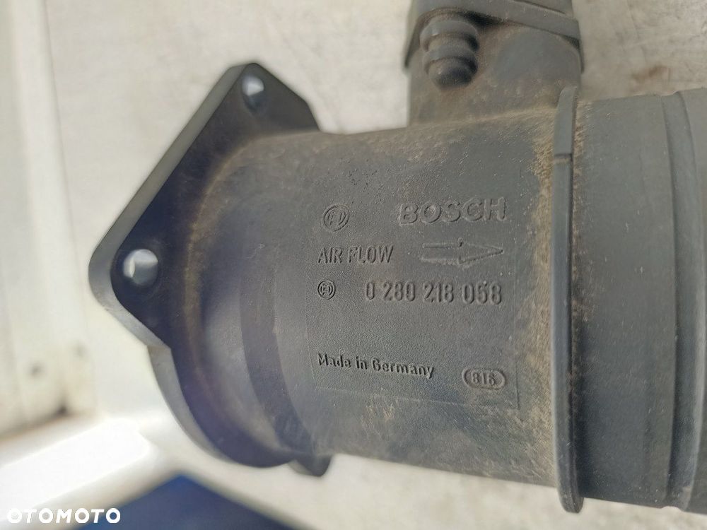 PRZEPŁYWOMIERZ POWIETRZA AUDI A4 B6 0986280215  0280218058 BOSCH 2.0 20V - 5