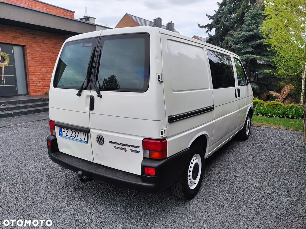 Volkswagen Transporter Escapade - 14