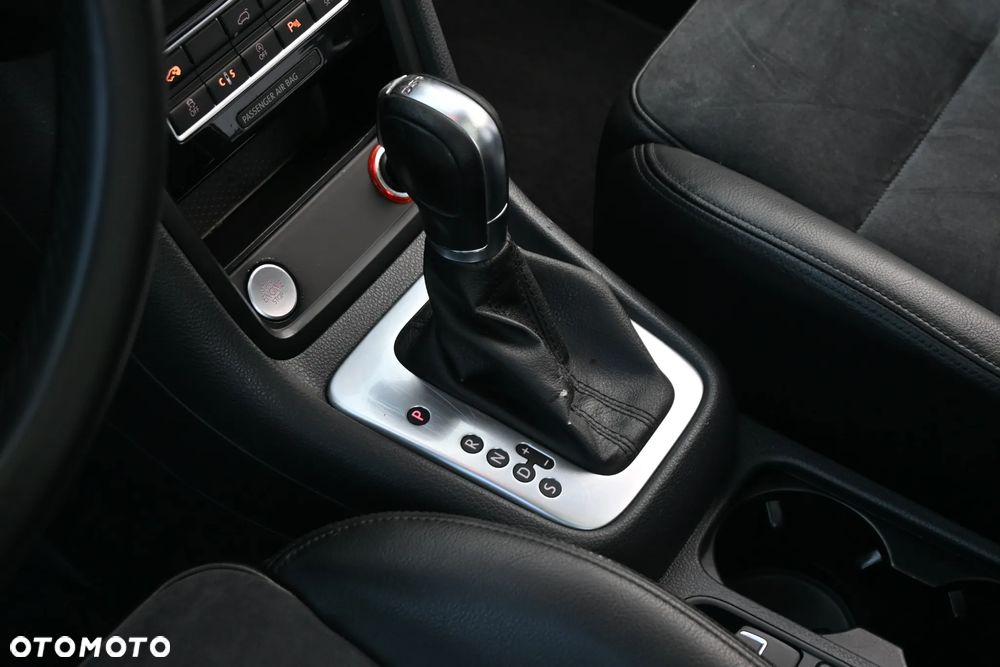 Volkswagen Sharan 2.0 TDI DSG Highline - 33