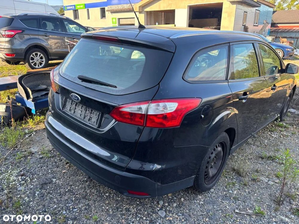 Lampy tył, przód prawa, lewa Ford Focus MK3 kombi 2011 - 1