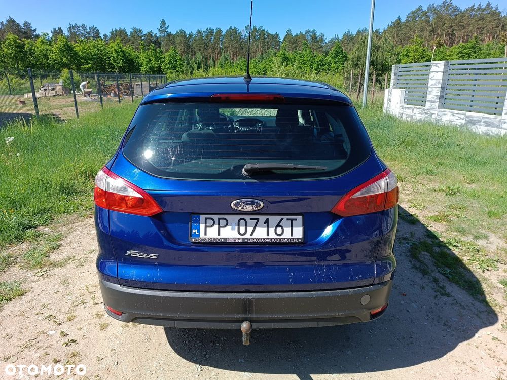 Ford Focus 1.6 TDCi DPF Start-Stopp-System SYNC Edition - 6