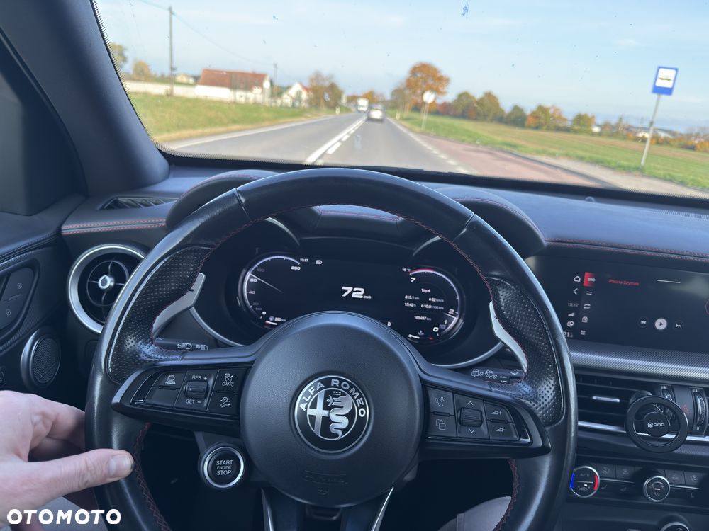 Alfa Romeo Stelvio - 9