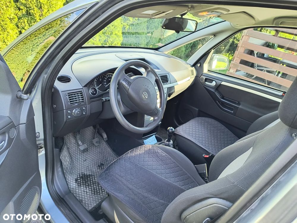 Opel Meriva - 14