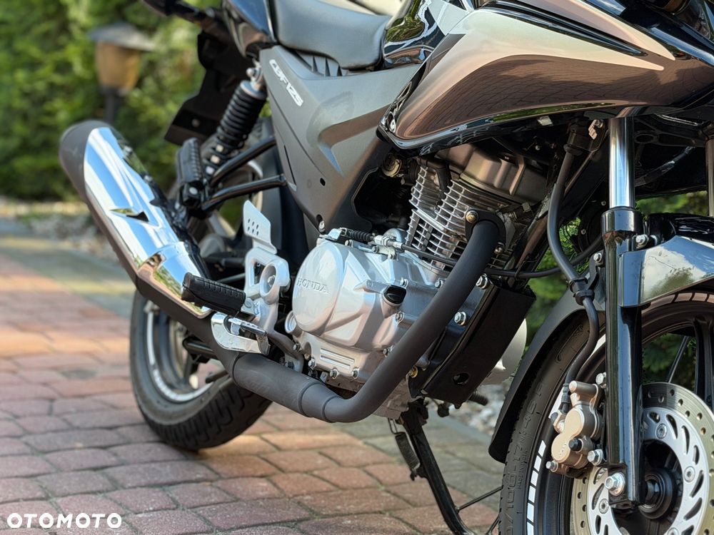 Honda CBF - 12