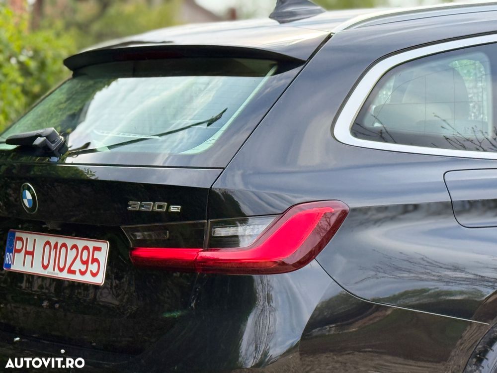 BMW Seria 3 330e iPerformance Advantage - 14