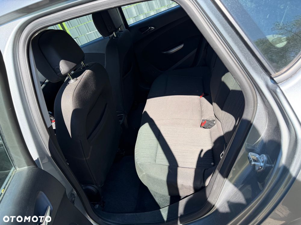 Opel Astra 1.4 Essentia - 13