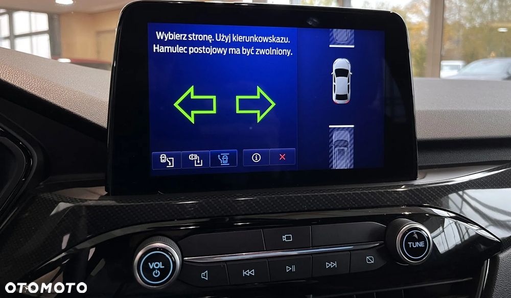 Ford Kuga 2.5P PHEV FWD ST-Line X - 37