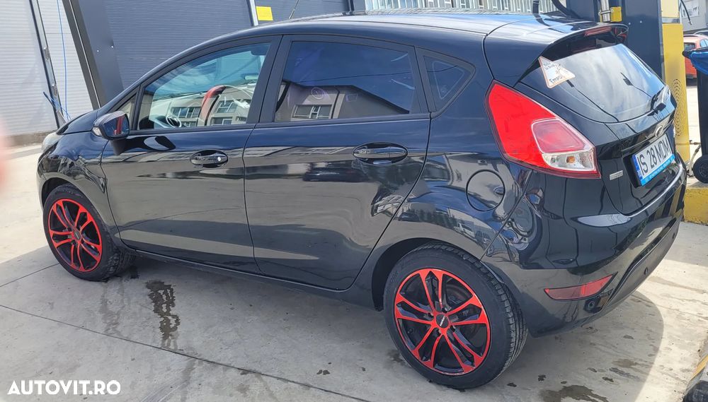Ford Fiesta - 8