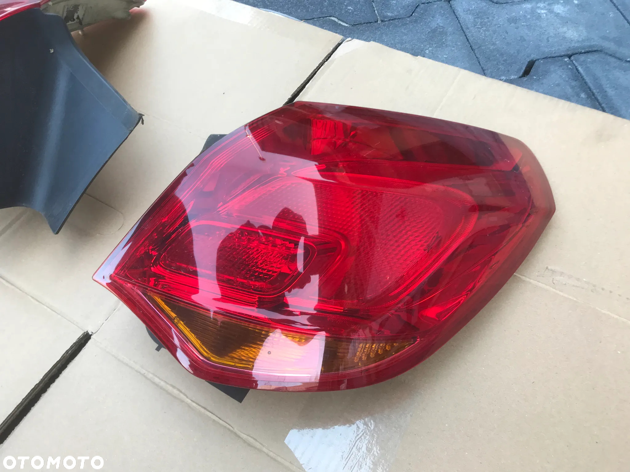 Opel Astra J 09-12 Lampa Tył Tylna Prawa Lewa HB - 2