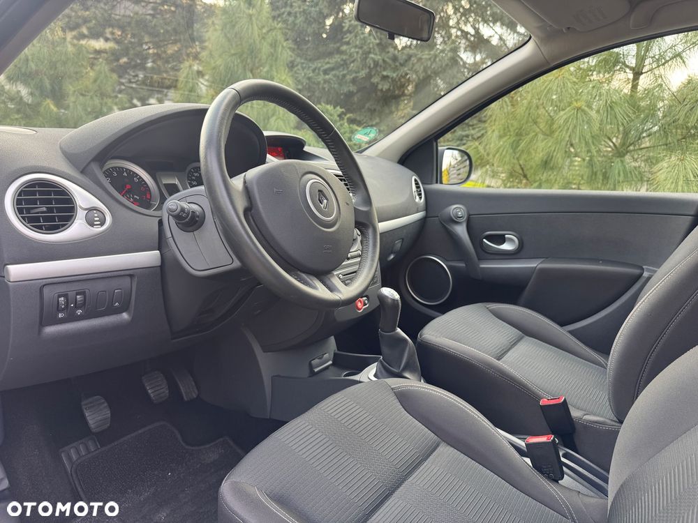 Renault Clio 1.2 16V TCE Initiale - 5