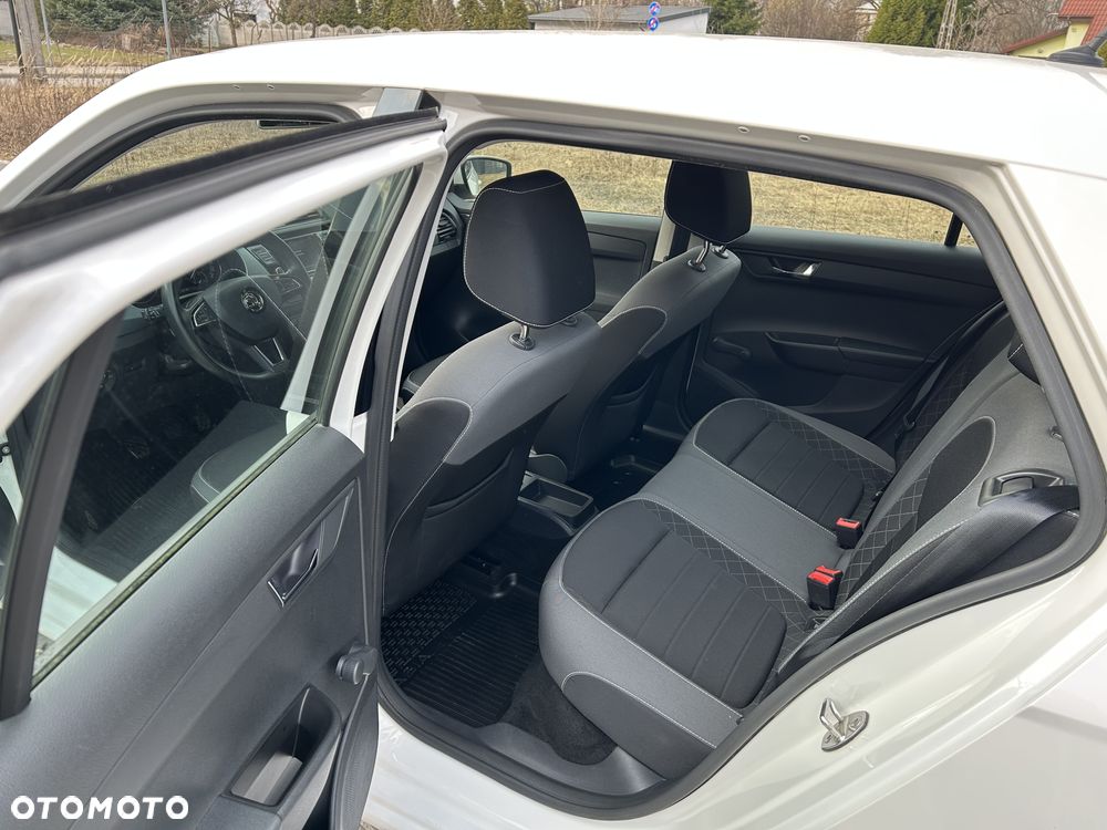 Skoda Fabia 1.0 TSI Ambition - 9