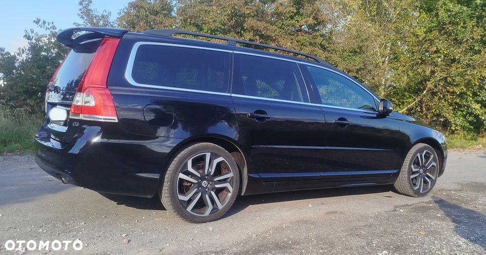 Volvo V70 D3 R-Design - 2