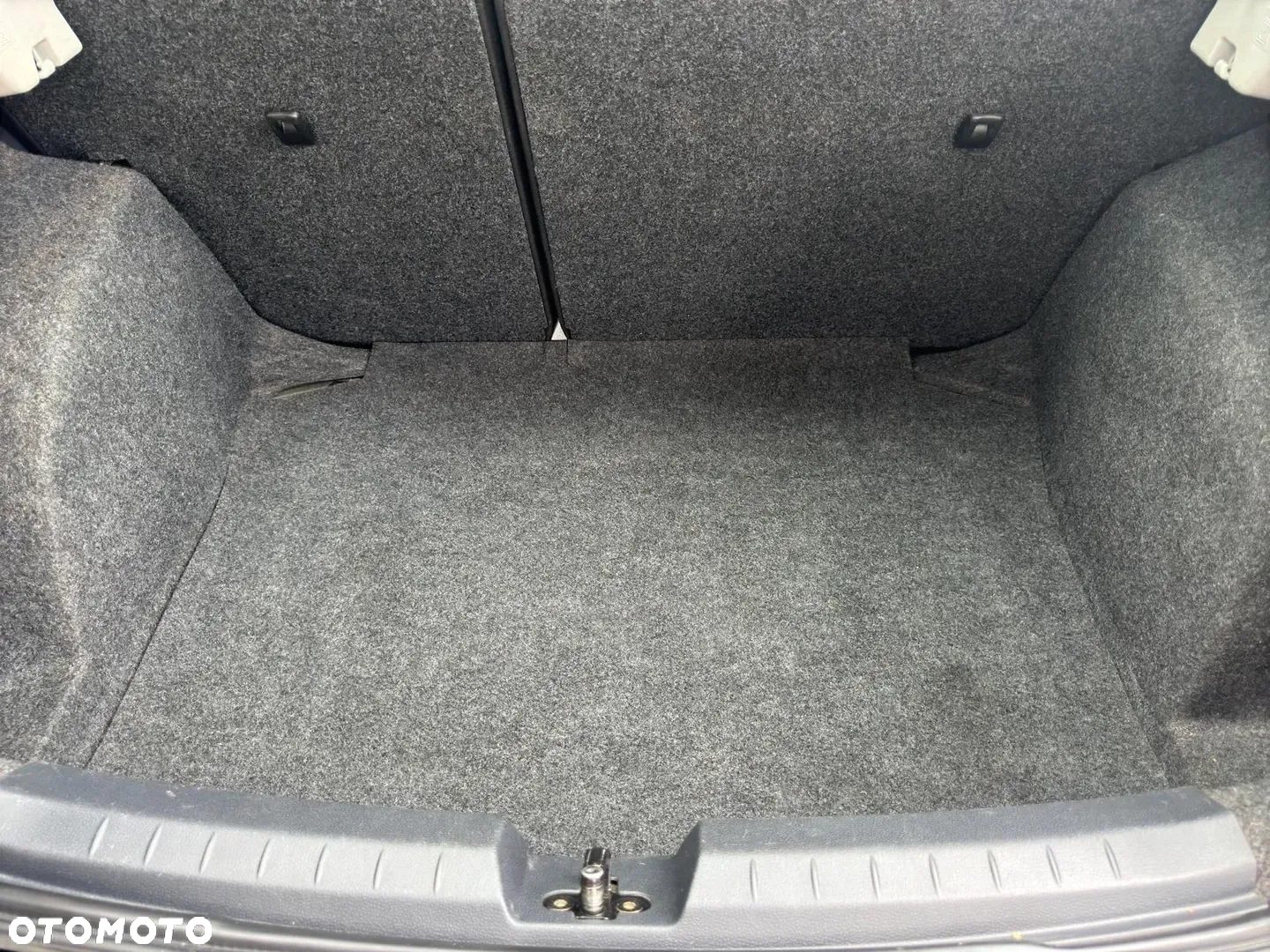 Seat Ibiza 1.4 16V Style - 11