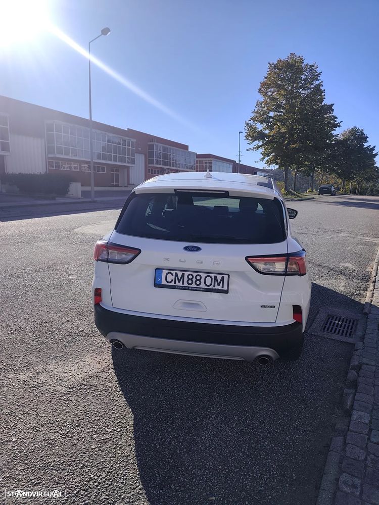 Ford Kuga - 10