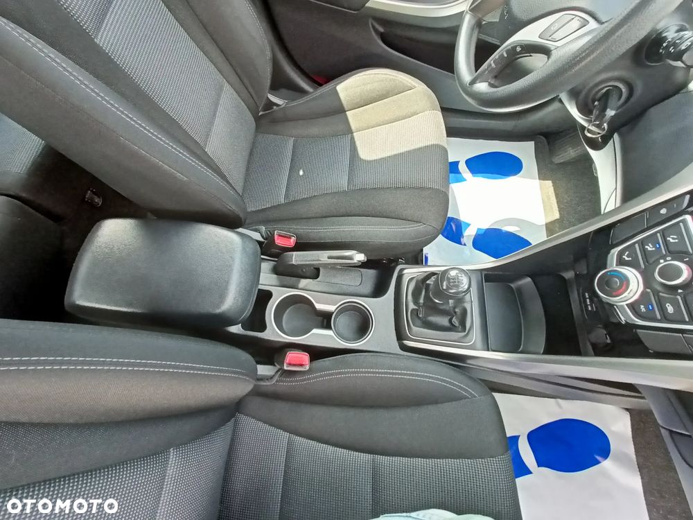 Hyundai i30 1.4 Advantage - 22