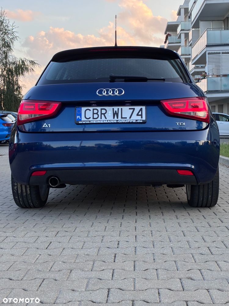 Audi A1 Sportback 1.6 TDI Attraction - 23