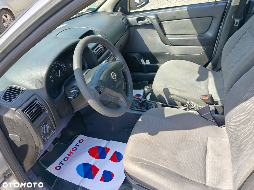 Opel Astra II 1.4 Start - 9