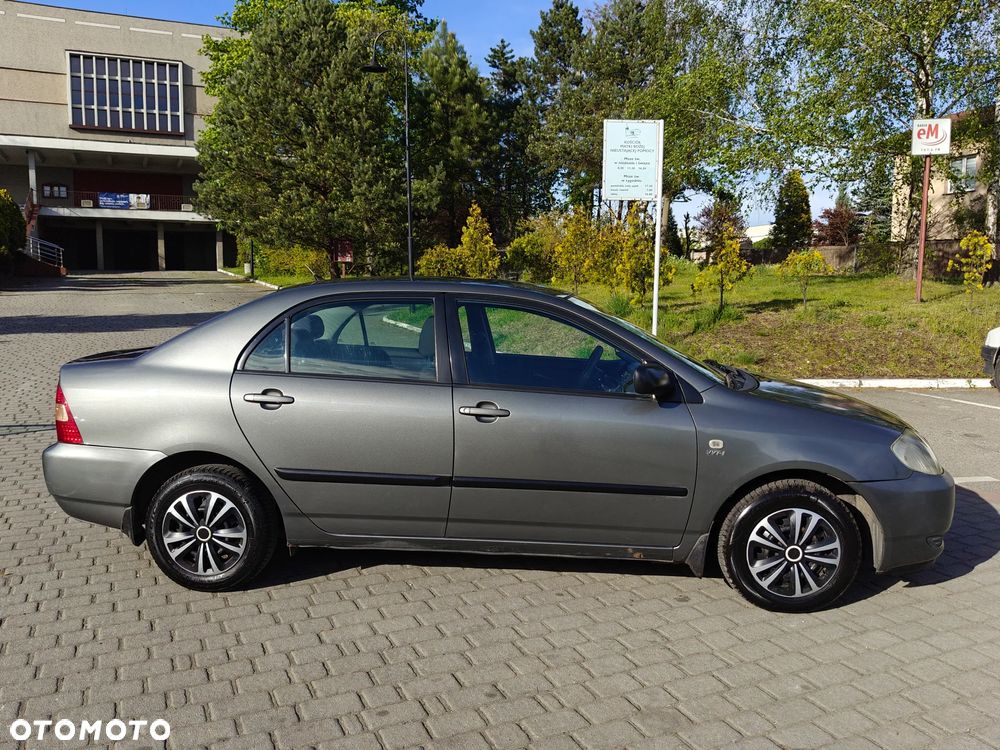 Toyota Corolla 1.4 Terra3 - 13