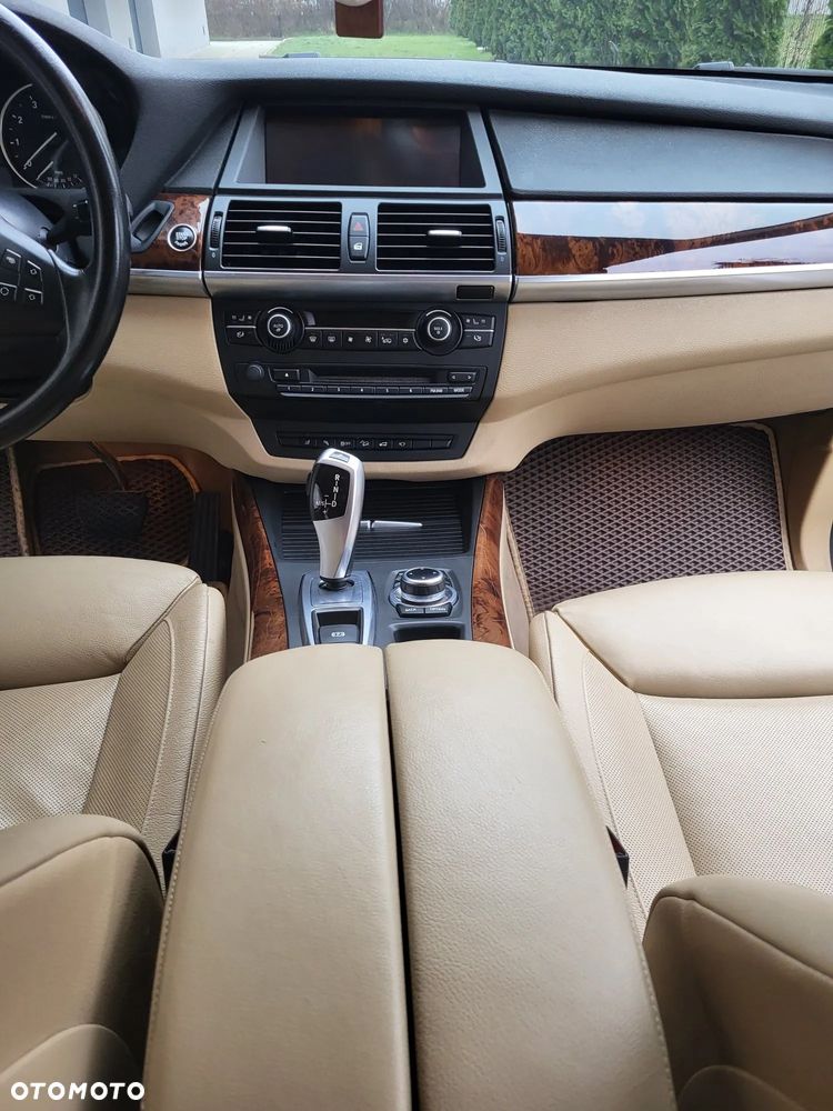 BMW X5 xDrive35i - 19