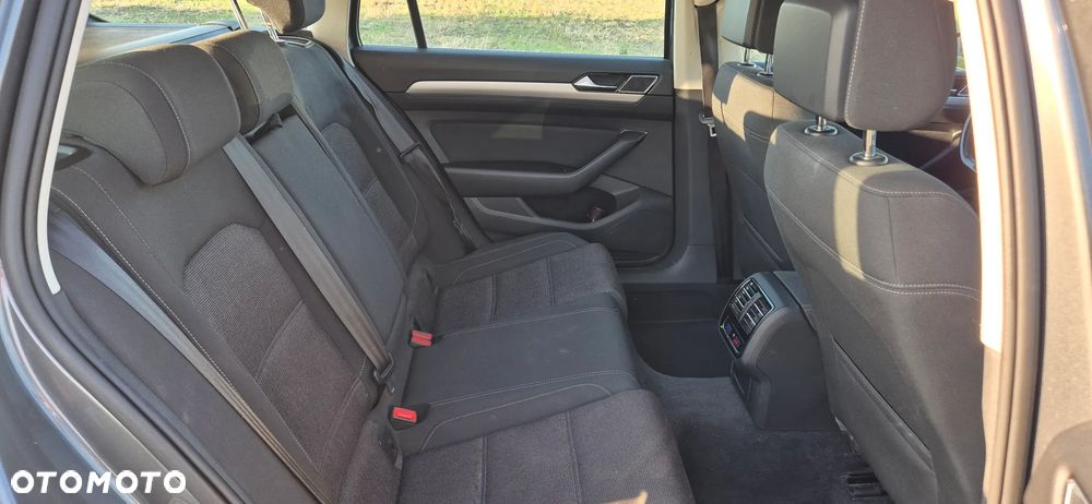 Volkswagen Passat 2.0 TDI BMT Comfortline - 6