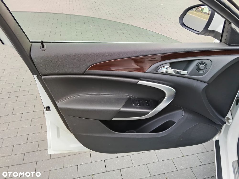 Opel Insignia 2.0 T Cosmo - 10