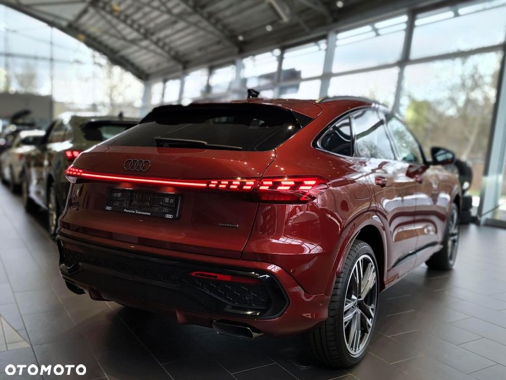 Audi Q5 Sportback - 5