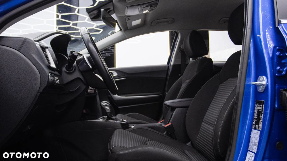 Kia Ceed 1.5 T-GDI M DCT - 16