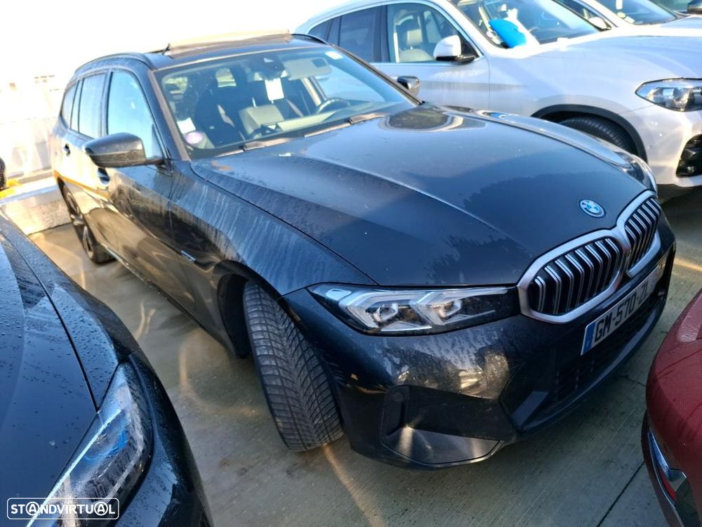 BMW 320 e Pack Desportivo M Auto - 2