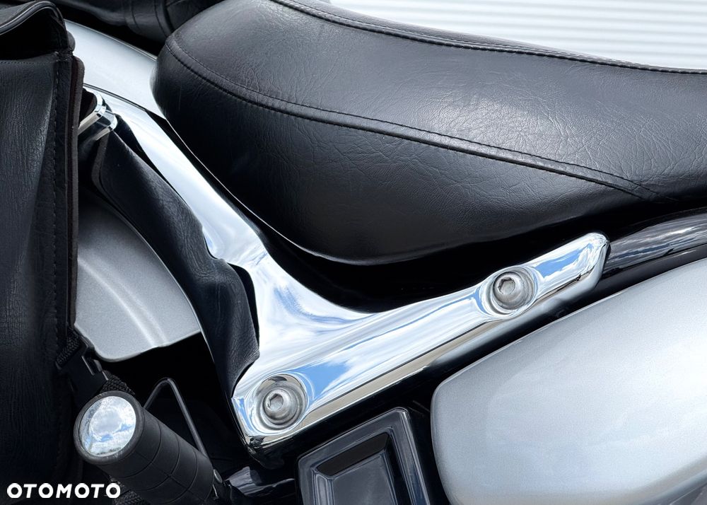 Suzuki VL 800 Volusia - Boulevard C50 - 27