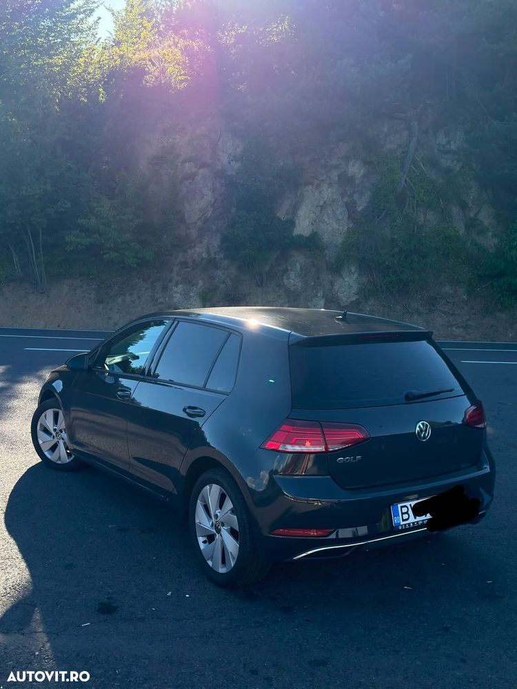 Volkswagen Golf 1.6 TDI Comfortline - 5