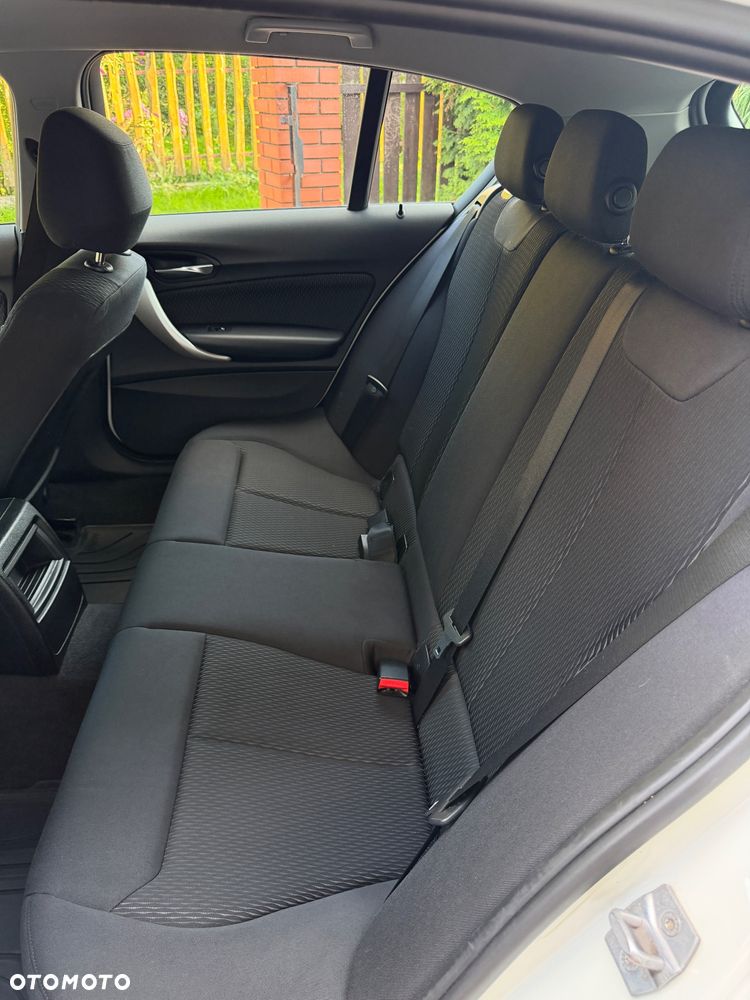 BMW Seria 1 116d - 19