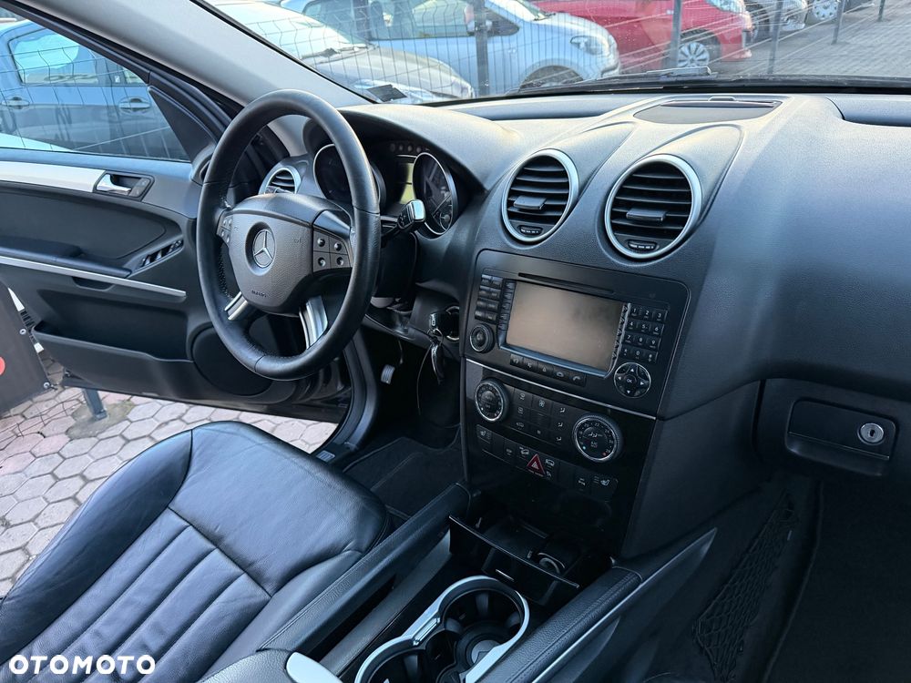 Mercedes-Benz ML 350 4Matic 7G-TRONIC - 29