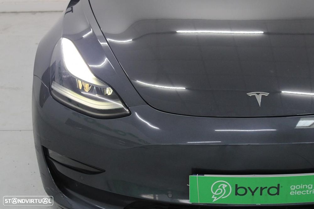 Tesla Model 3 Long-Range Dual Motor AWD - 4
