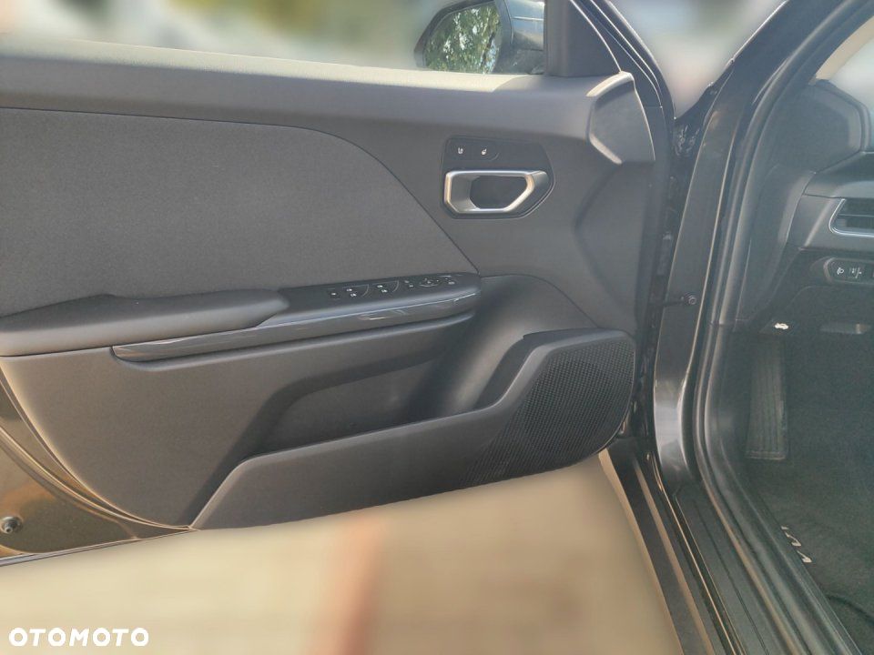 Kia K4 - 10