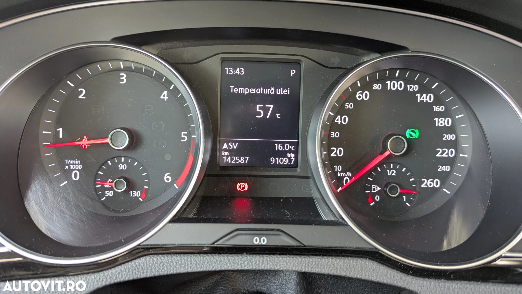 Volkswagen Passat 2.0 TDI (BlueMotion Technology) DSG Comfortline - 16