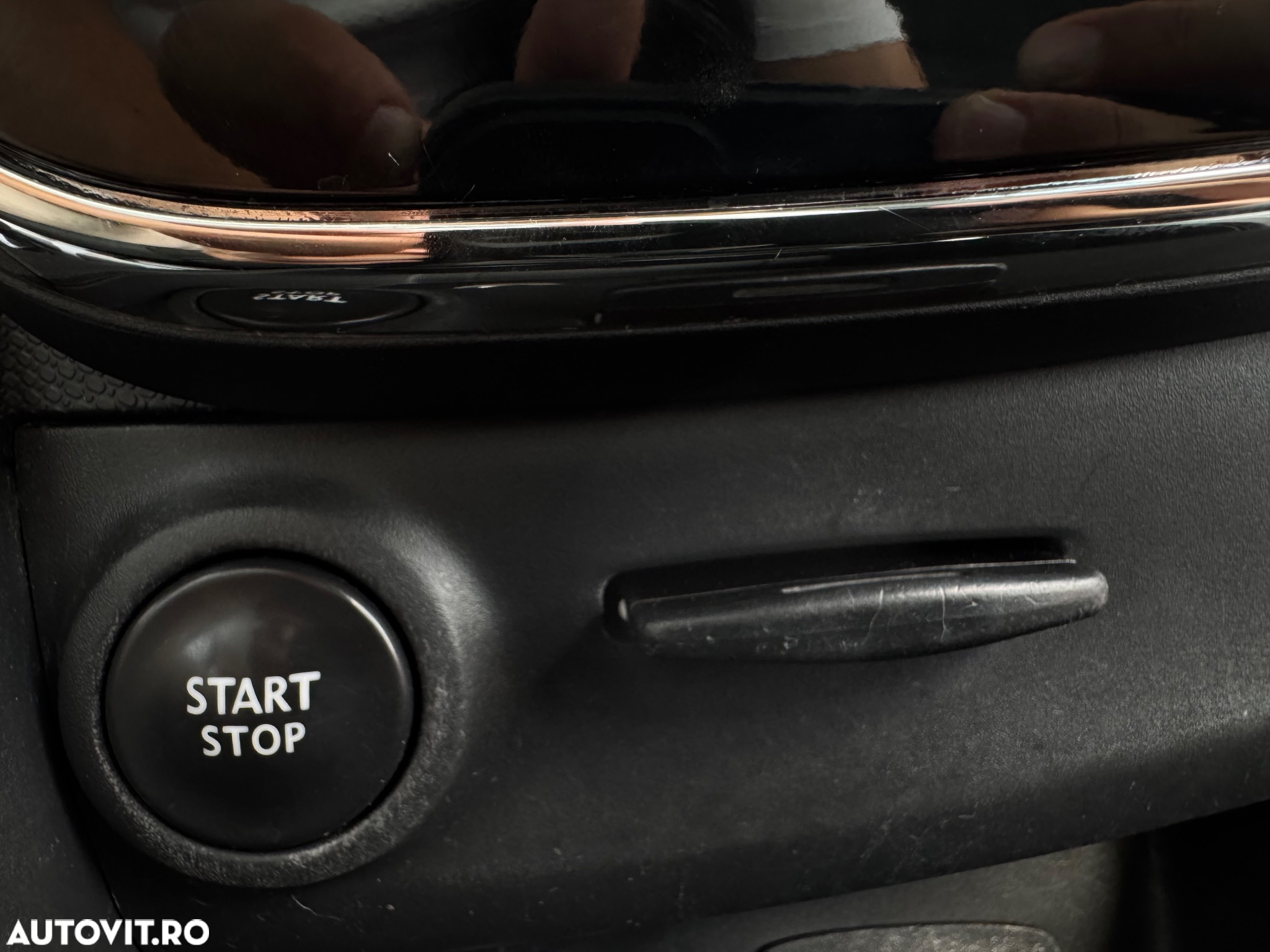 Renault Clio - 24