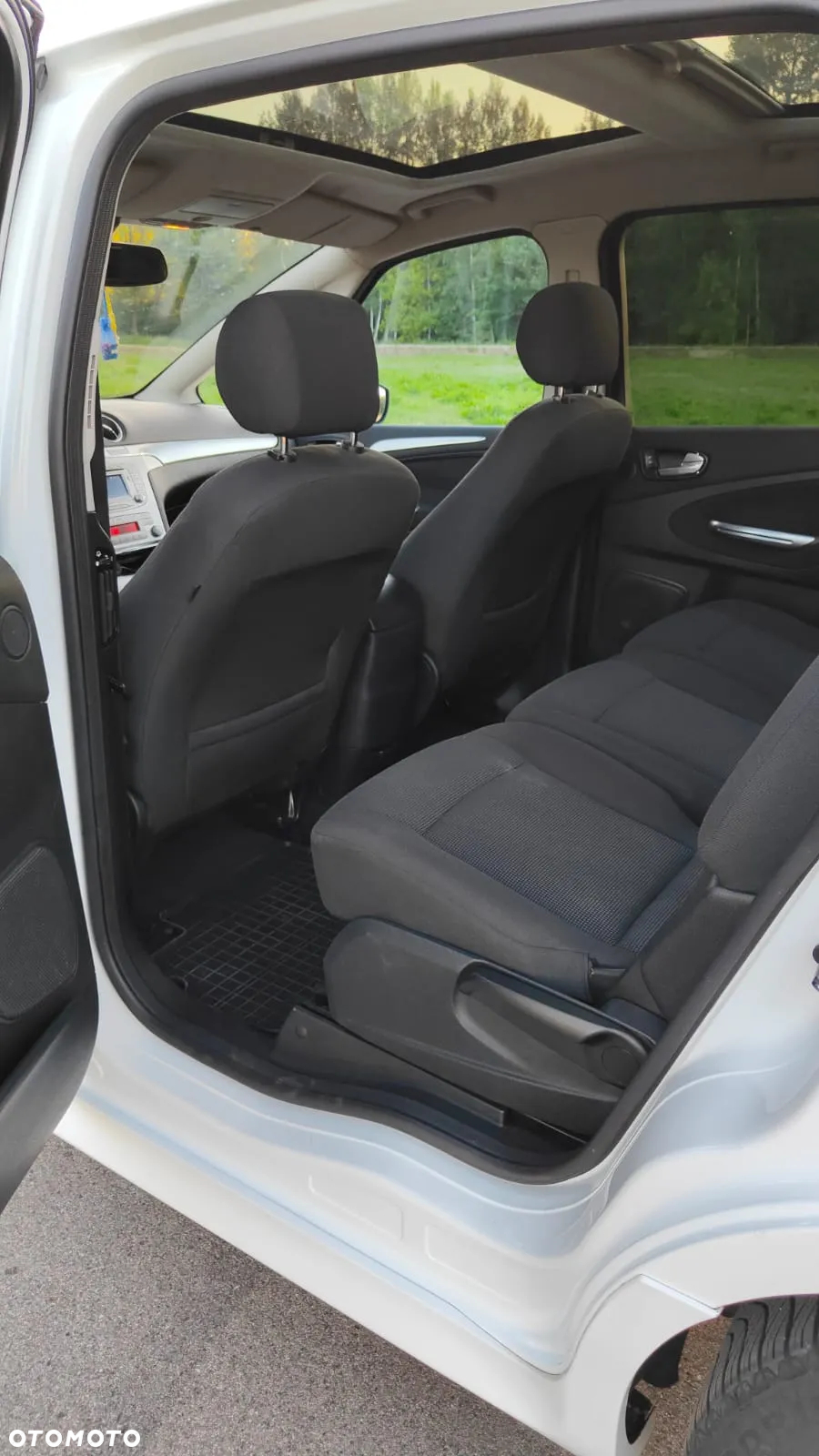 Ford S-Max 2.5 Titanium - 19