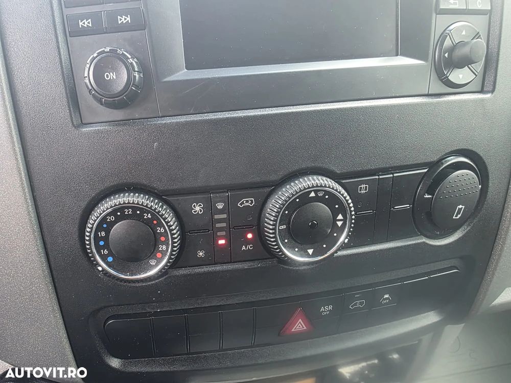 Mercedes-Benz SPRINTER - 8