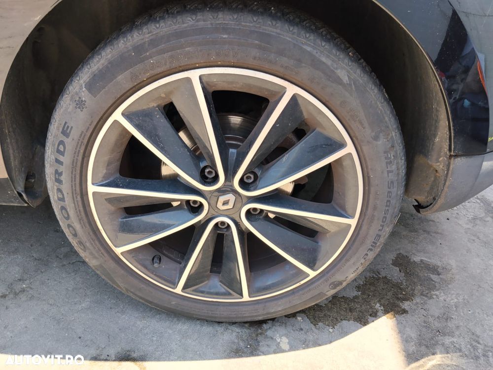 Renault Megane - 5