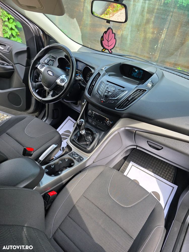 Ford Kuga 2.0 TDCi 4WD Trend - 11
