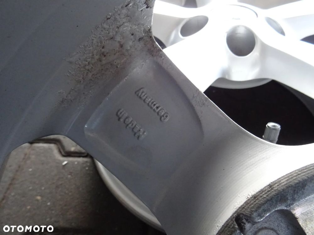 5x100x57 6Jx15 ET40 Volkswagen oryginalne felgi 15 - 9