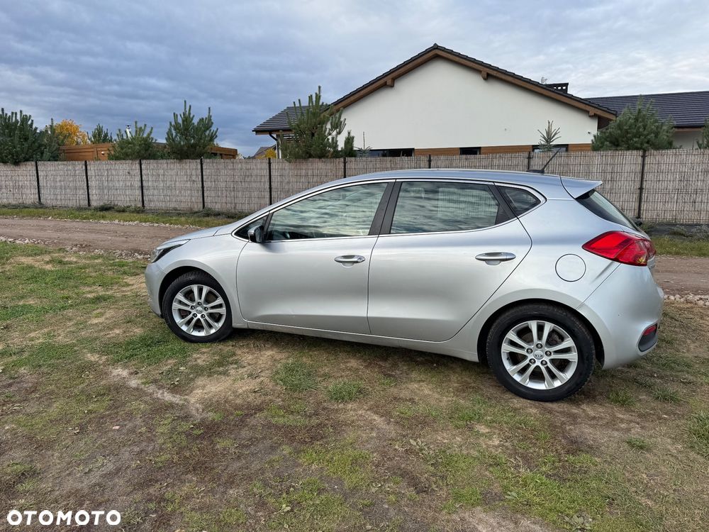 Kia Ceed 1.6 CRDi L - 6