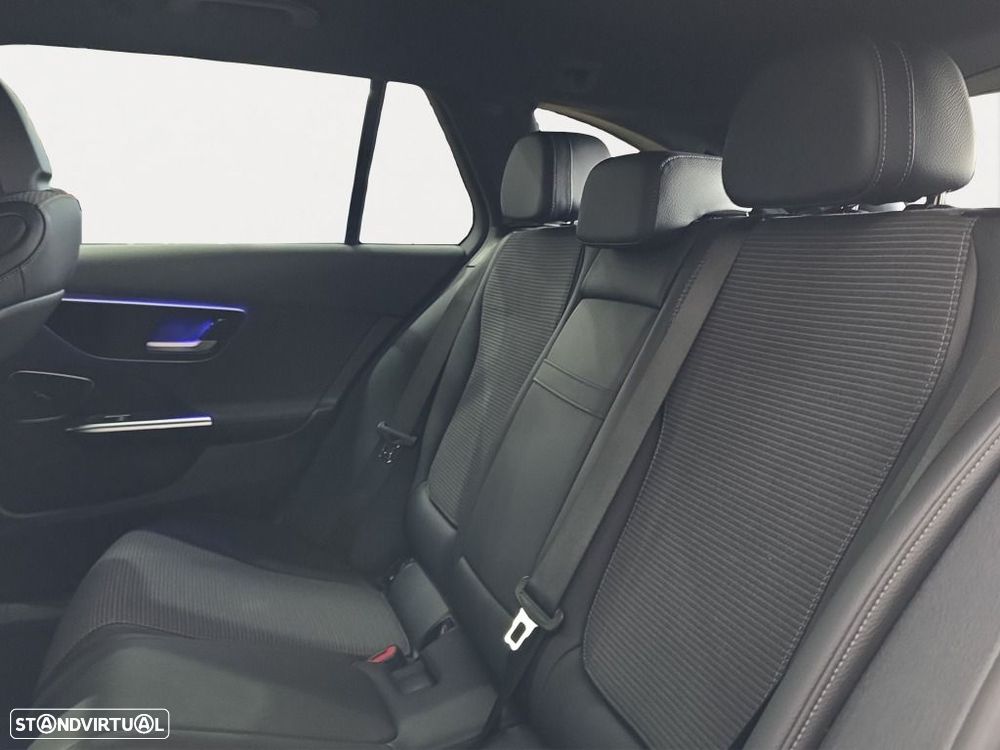 Mercedes-Benz C 300 - 10