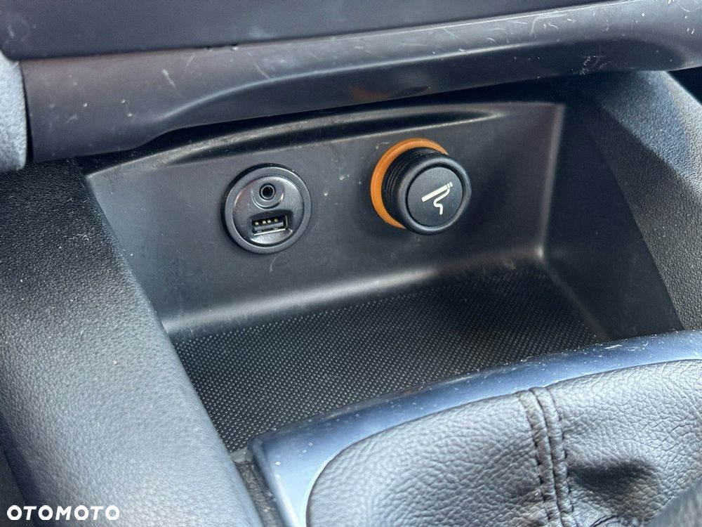 Citroën C4 1.2 PureTech Feel - 27