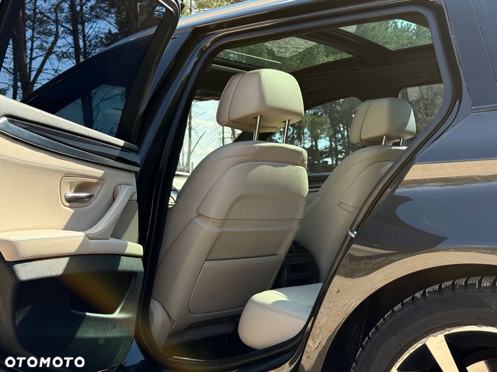 BMW Seria 5 530d xDrive Sport-Aut Luxury Line - 22