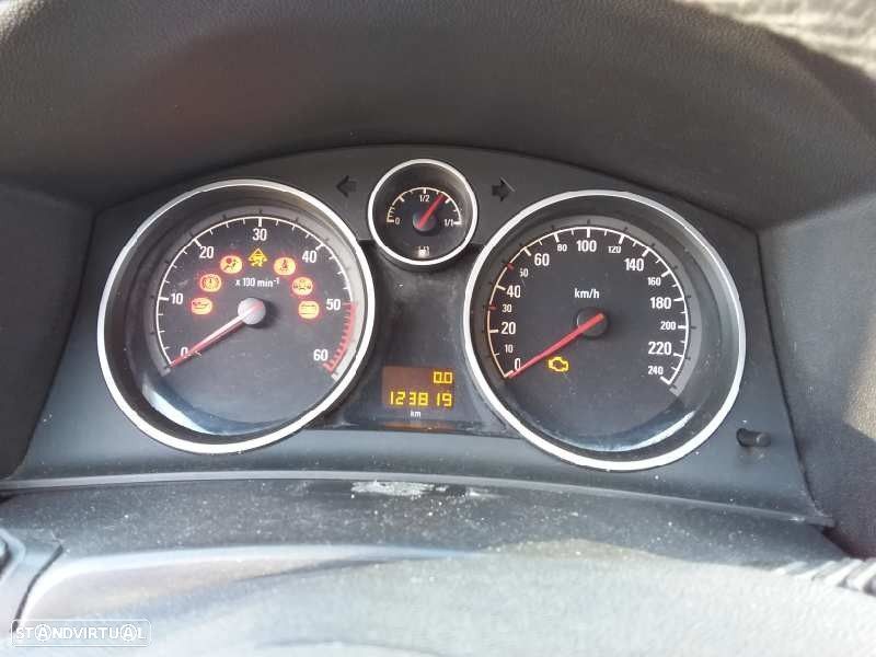 QUADRANTE OPEL ASTRA H BERLINA COSMO - 1