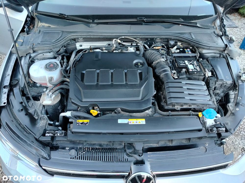 Volkswagen Golf - 25