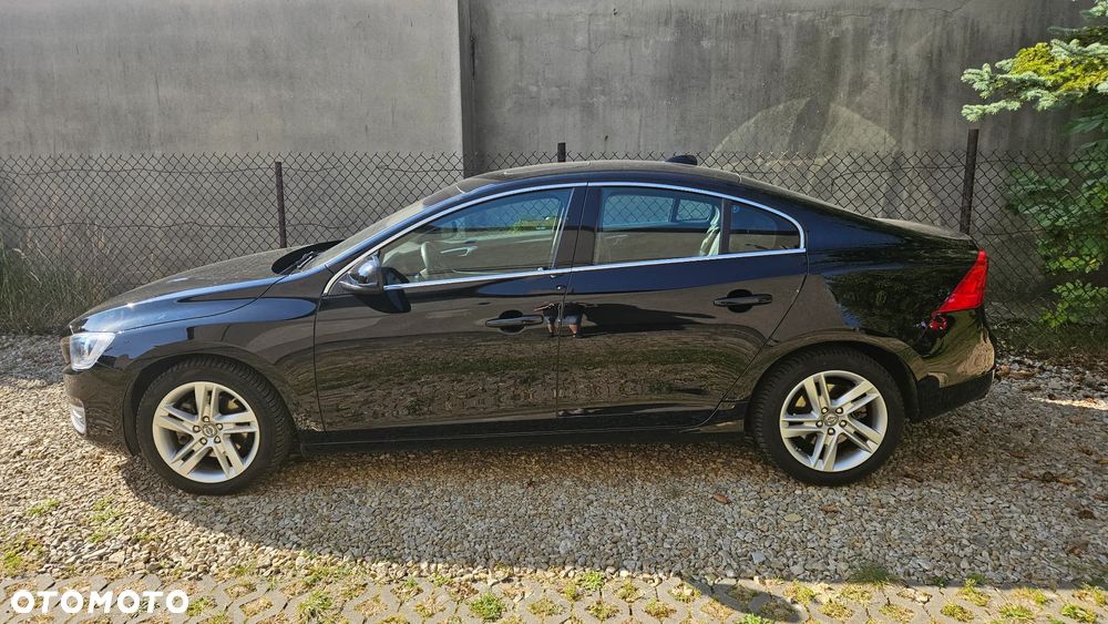 Volvo S60 T5 Geartronic Kinetic - 3